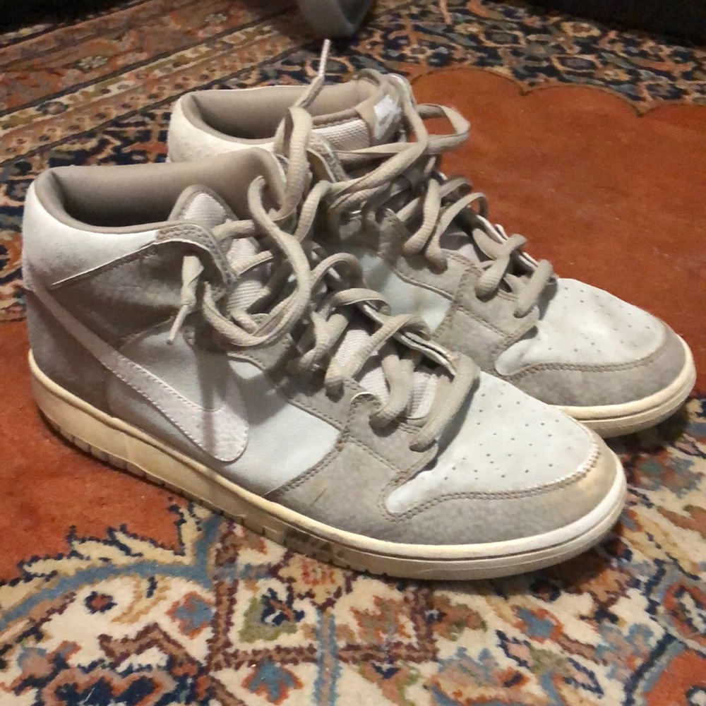 Nike SB size 11.5 khaki Dunk mid used condition